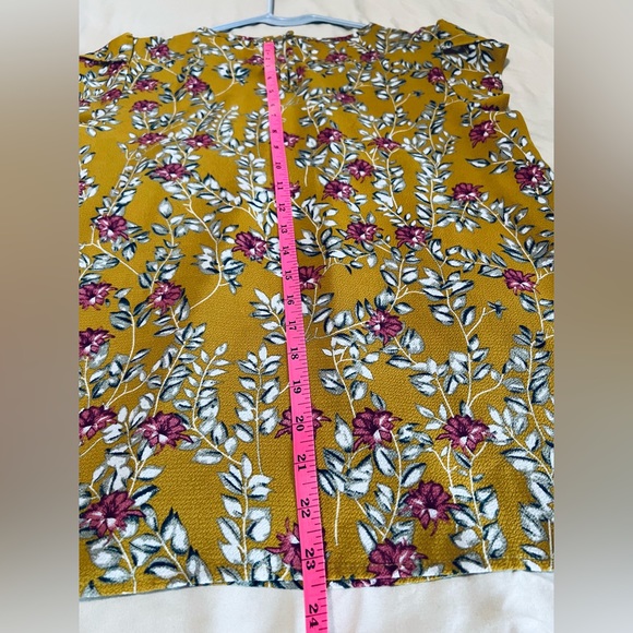 Fun 2 Fun cap sleeve mustard yellow and pink blouse - Picture 6 of 7